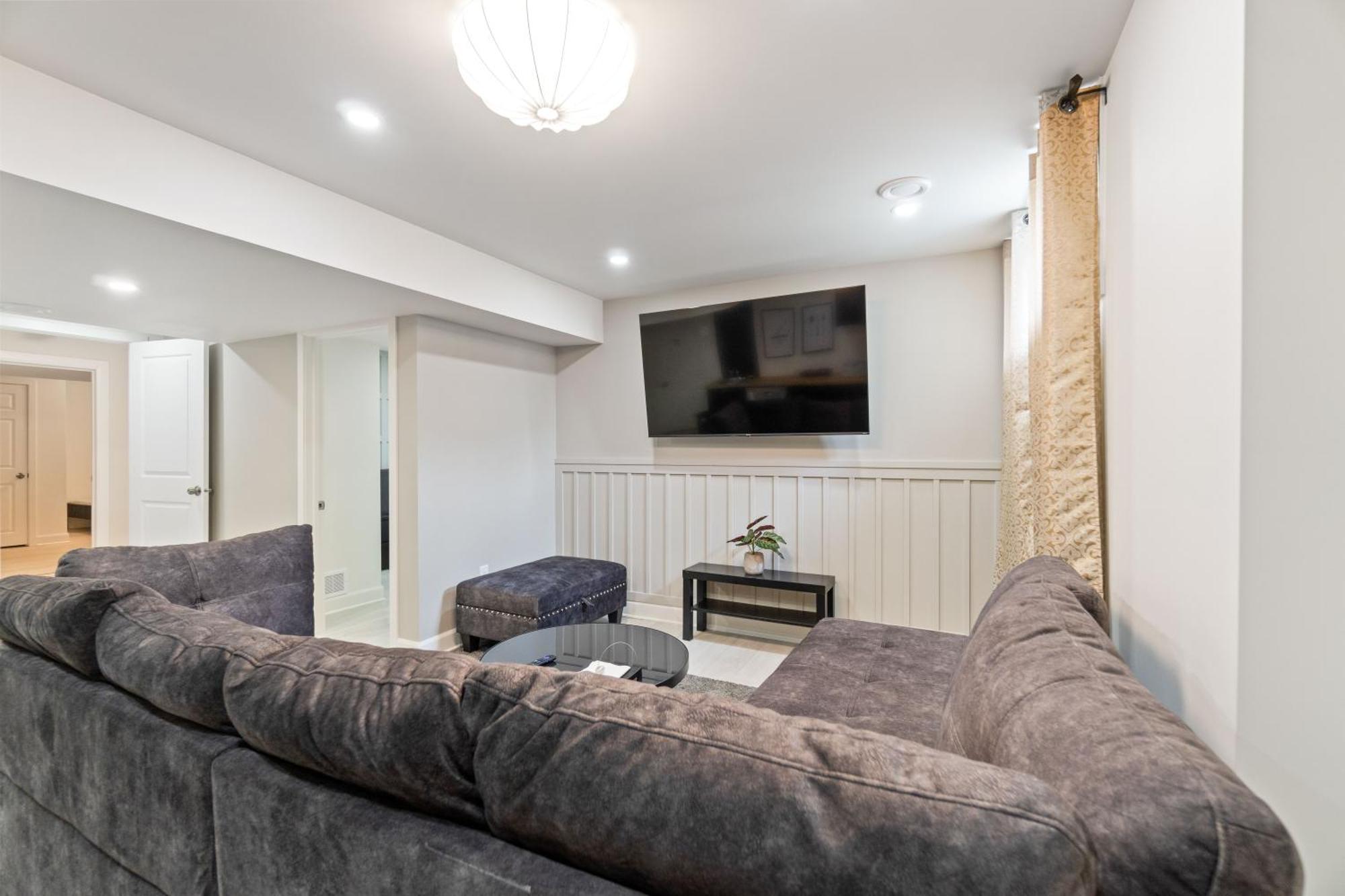 Cozy And Private Basement Suite With All Amenities Carleton Place Eksteriør billede